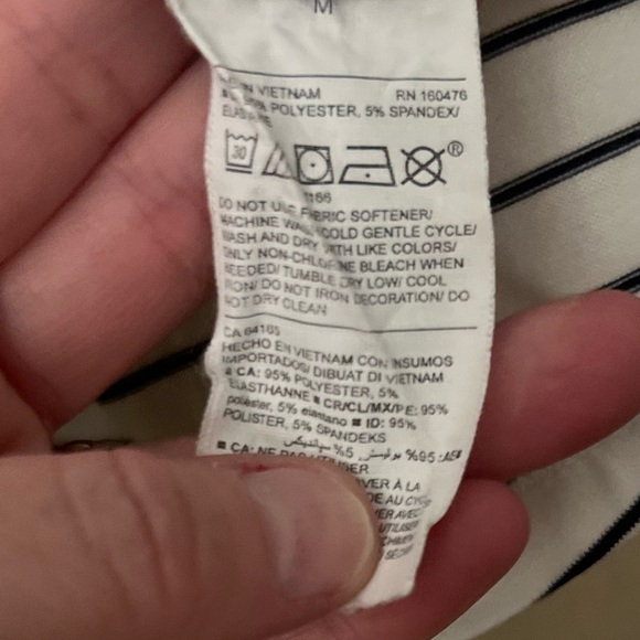 NWOT Old Navy Active Tank - Picture 4 of 6